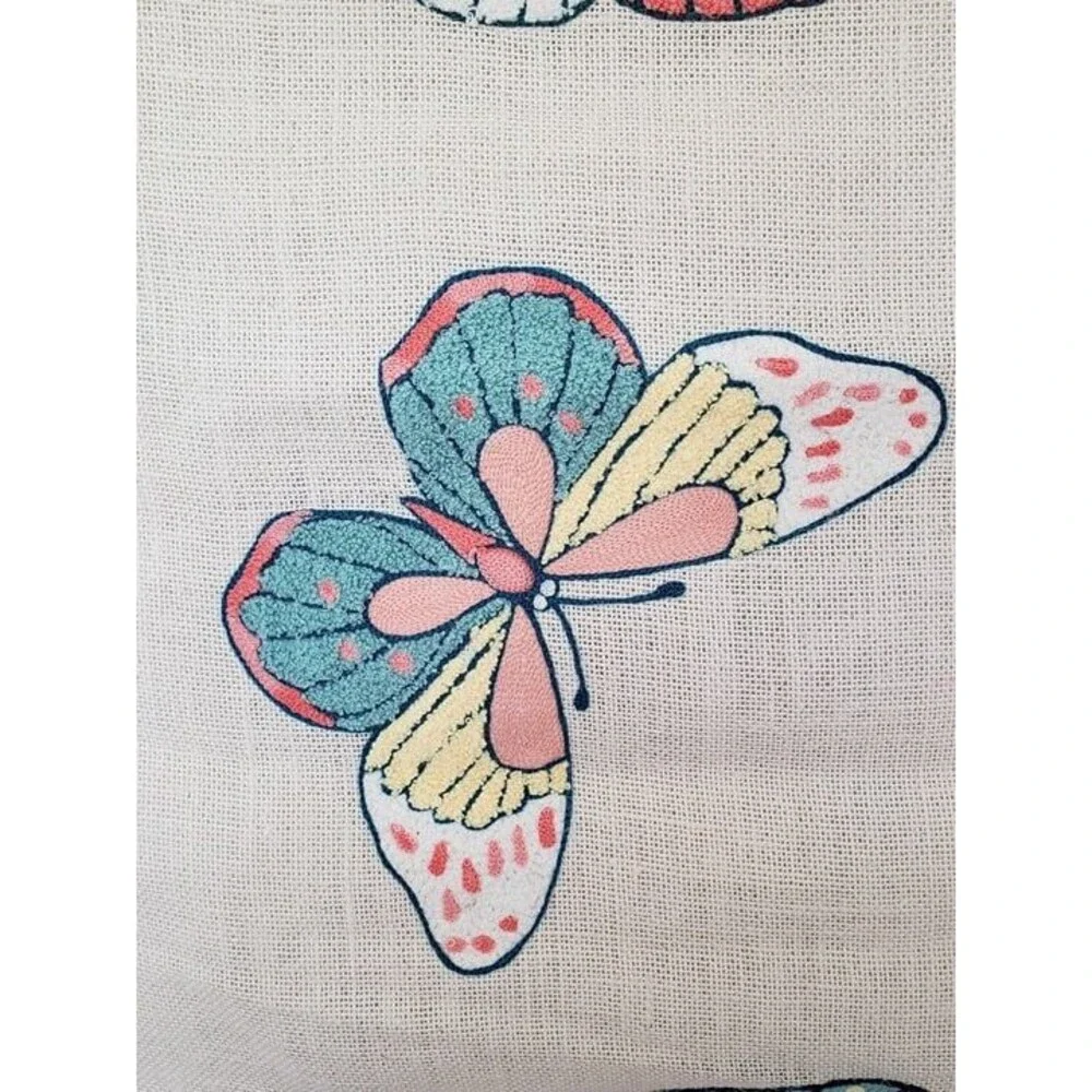 Nicole Miller Butterfly Table Runner